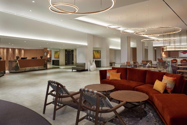 Hilton Toronto Airport Hotel - Suites Main image